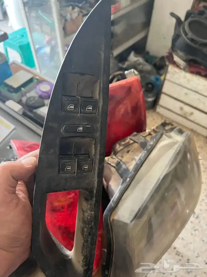 قطع مستعملة سيات. شعمة امامي مرايا اسطبات خلفية. مفتاح زجاج 1
