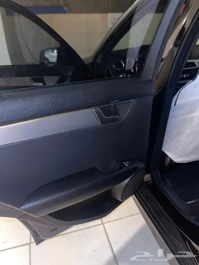 مرسيدس c200 موديل 2014 AMG 7