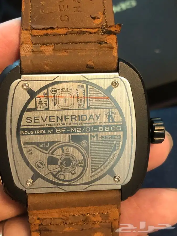 ساعه سفن فرايدي SEVENFRIDAY مستعمله 2