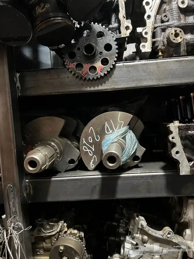 قطع توضيب ماكينه رؤس مكاين -سلندرات -كرنكات -اذرعه بساتم 15