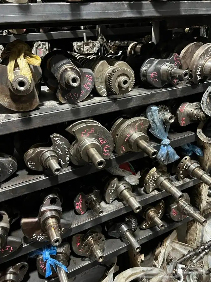 قطع توضيب ماكينه رؤس مكاين -سلندرات -كرنكات -اذرعه بساتم 6