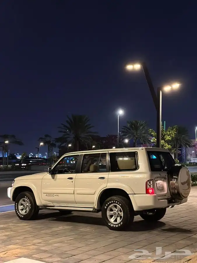 ( مباع ) سوبر سفاري 2004 فل كامل 4