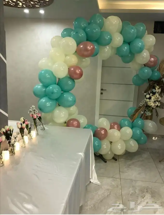 هدايا ورد و زهور طبيعيه و كوش افراح و بلالين غرف مواليد 14