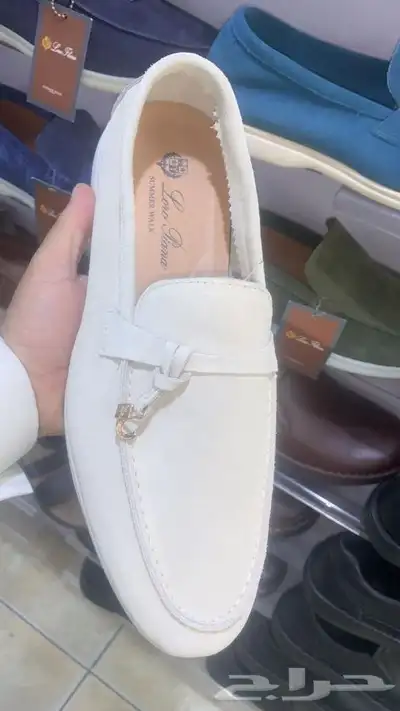 شوز 51