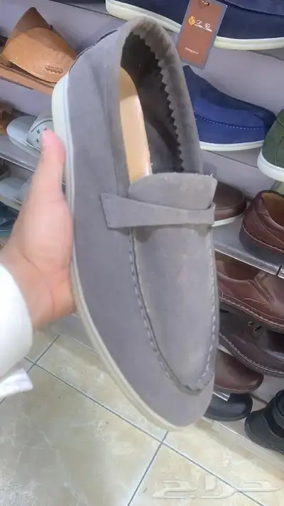 شوز 53