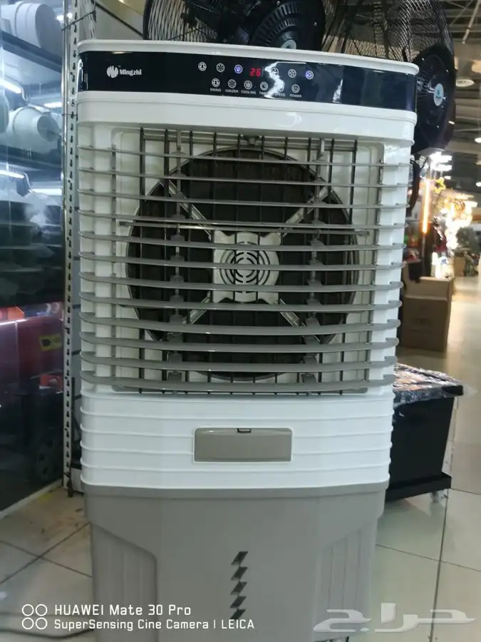 مراوح رذاذ ومراوح جدارية ومظلات 18