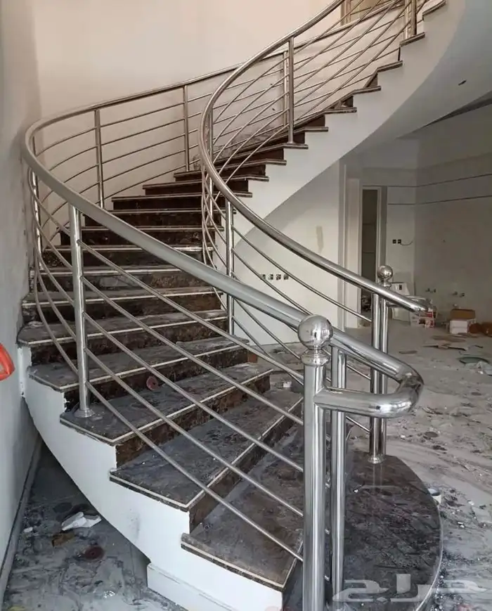 ابواب حديد وابواب كلادينج ودرابزينات ( باب الروشن ) 15