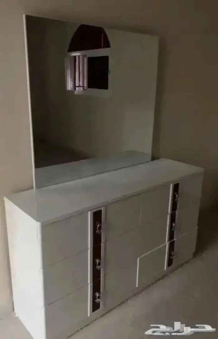 غرفه نوم للبيع 1