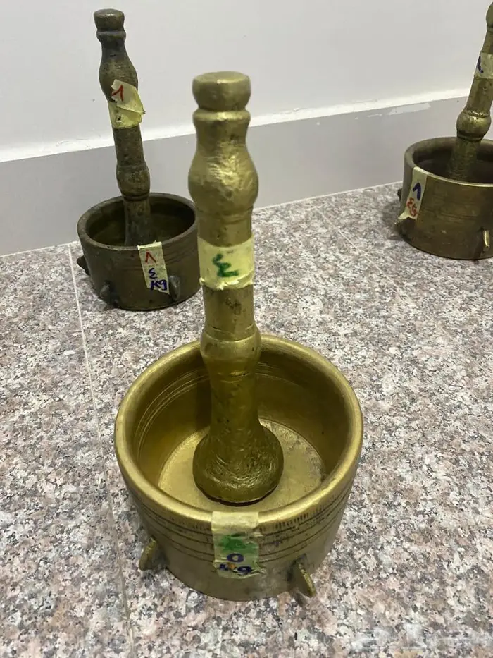 نجور نحاس 12