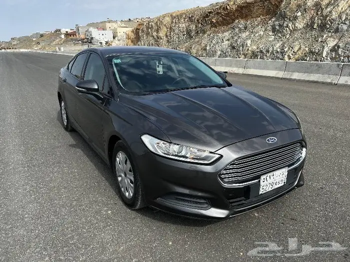 (تم البيع)فوردفيوجن2017مخزن 16