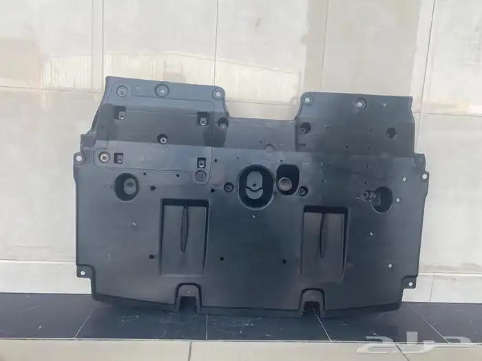 بطانة مكينه لكزس is موديل 2014-2016 ابو عازل 0