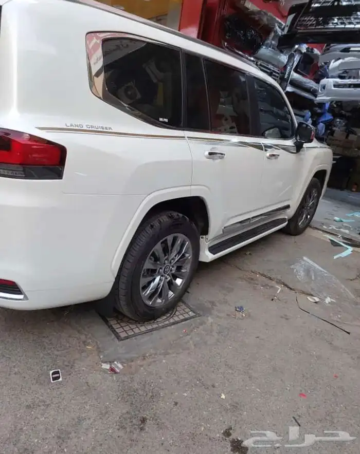 نياكل جيب لاندكروزر 22 13