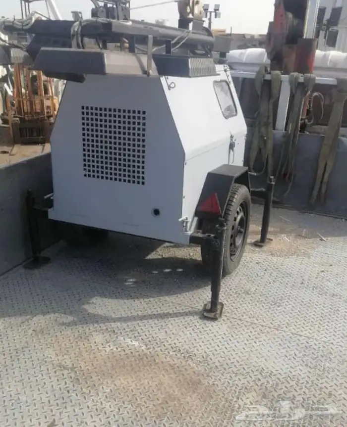 لتاجير مولدات وكشافات generator and tower light Air compres 4