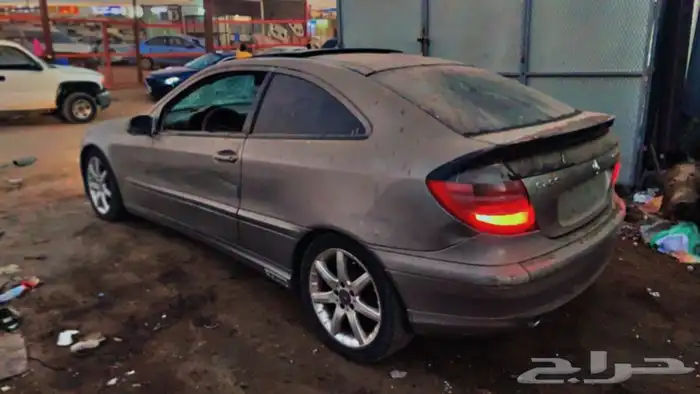 C200 2004 هاتشباك تشليح قطع غيار 0