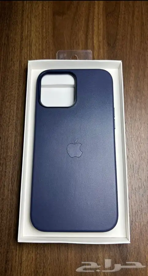 خصومات كفرات ايفون 13 و 14 جلد طبق الاصل بشعار ابل Apple 3