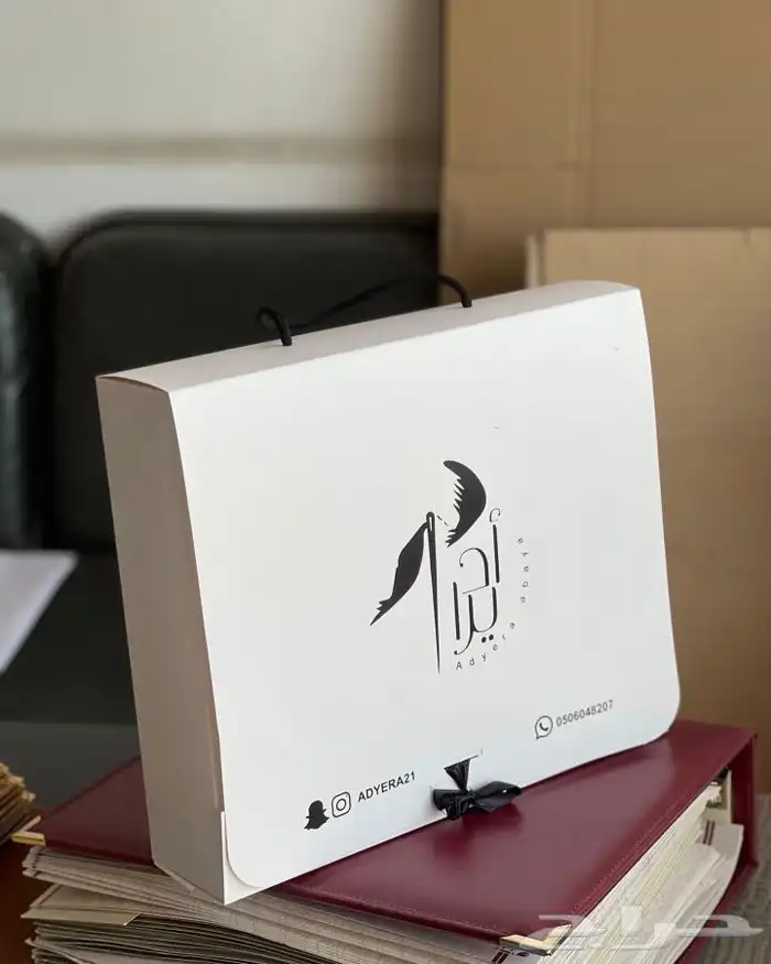 طباعة بوكسات عبايات ورق تغليف استكر كروت بزنس كراتين ليبل 0