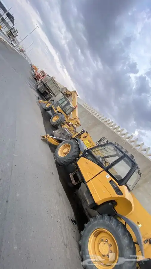 فوركلفت رافعات للإيجار اليومي الشهري 0