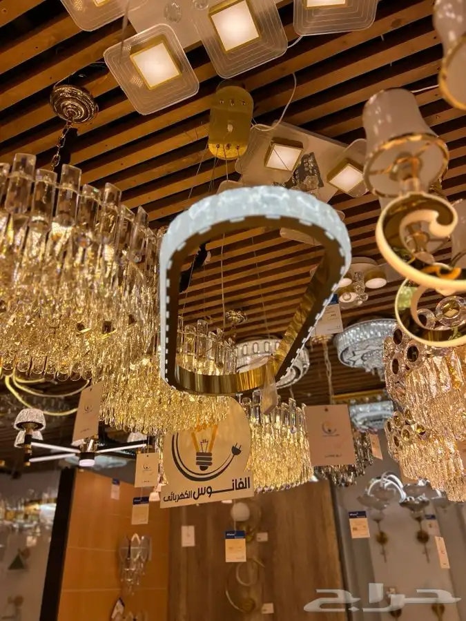 نجف ثريات 38