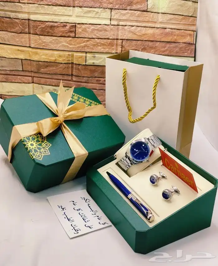 هدايا رجاليه .ملابس رجاليه مع شوزات 31