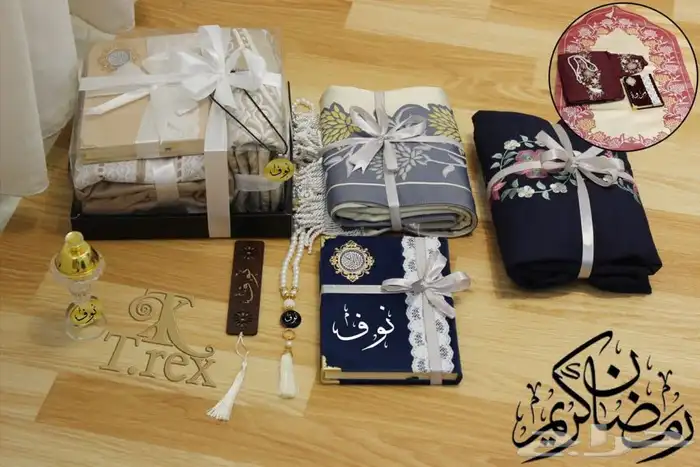 هدايا رجاليه .ملابس رجاليه مع شوزات 64