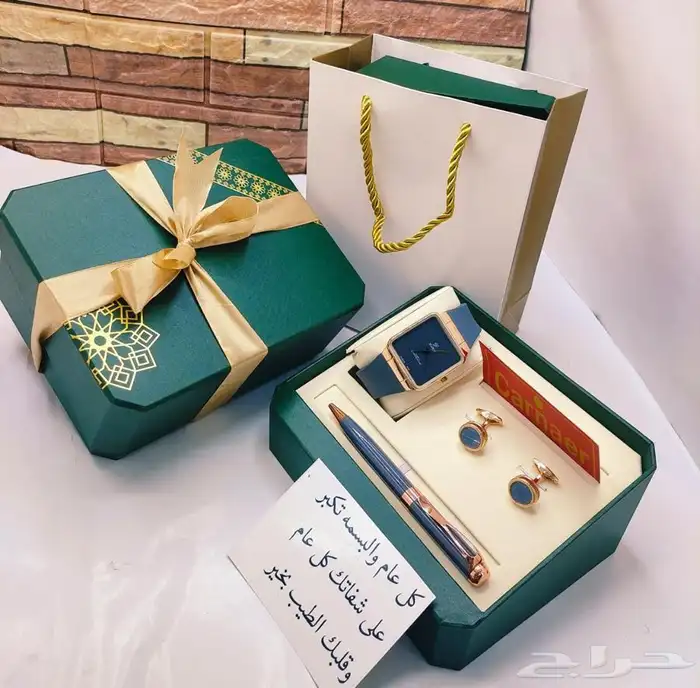 هدايا رجاليه .ملابس رجاليه مع شوزات 39