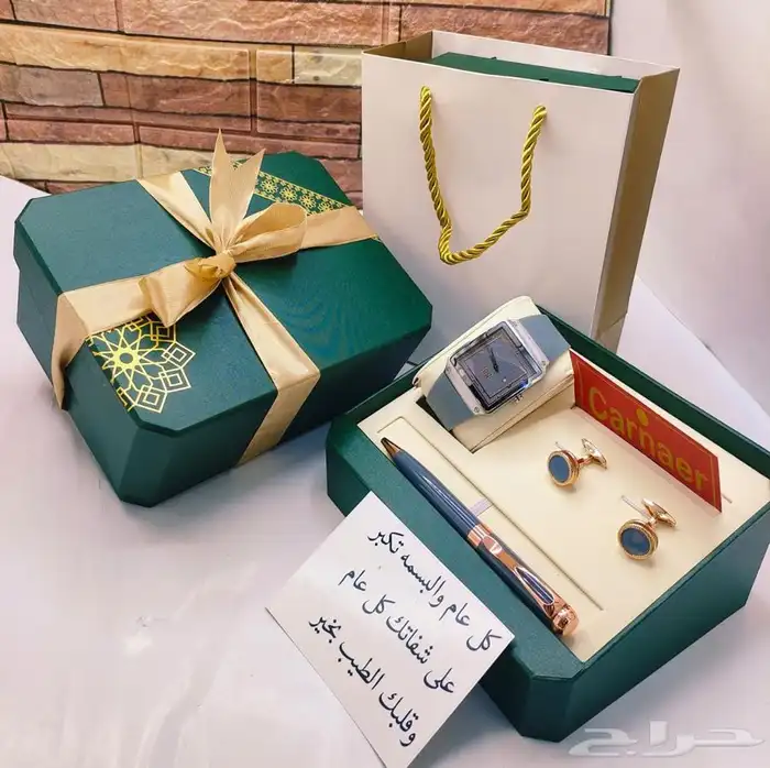 هدايا رجاليه .ملابس رجاليه مع شوزات 38