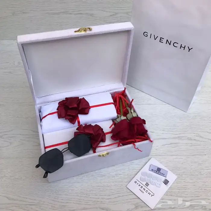 هدايا رجاليه .ملابس رجاليه مع شوزات 7