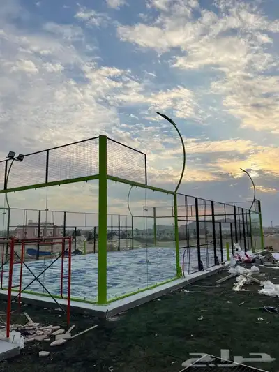 تركيب ملاعب بادل باقل تكلفه 50