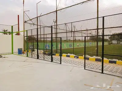 تركيب ملاعب بادل باقل تكلفه 33