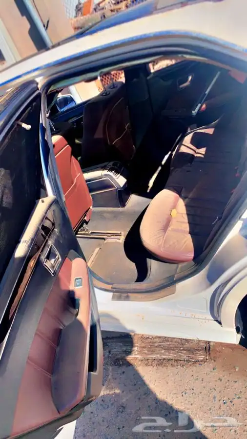 E300 2015 تشليح قطع غيار فقط 1