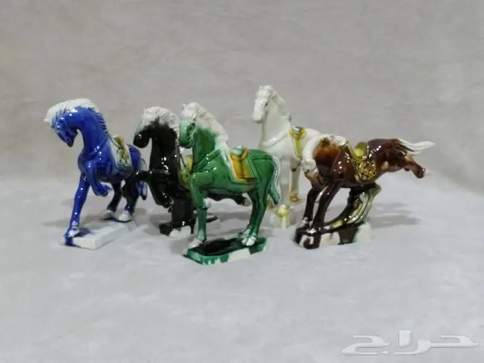 منوعات أواني و تحف 7