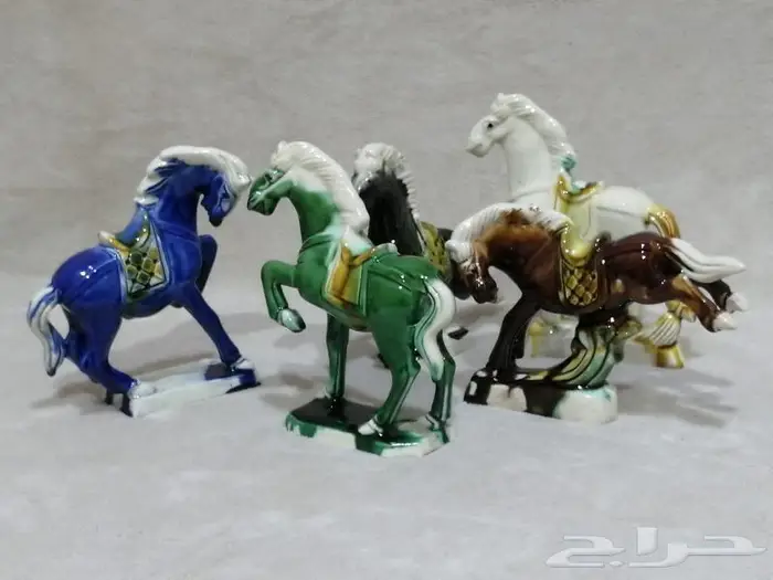 منوعات أواني و تحف 0