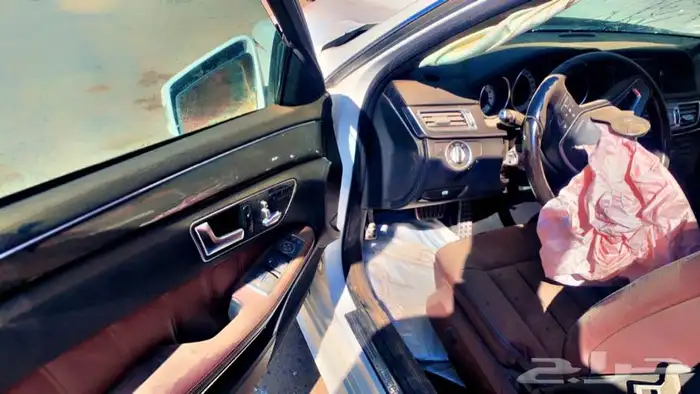 E300 2015 تشليح قطع غيار فقط 3