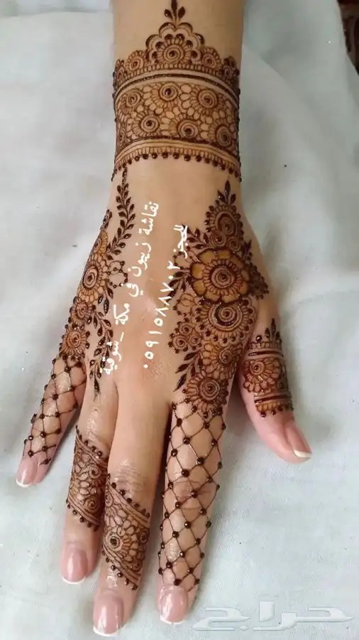 نقاشة الحنة مكة المكرة 16