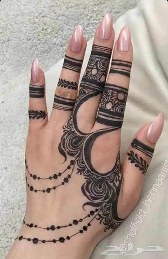 نقاشة الحنة مكة المكرة 22