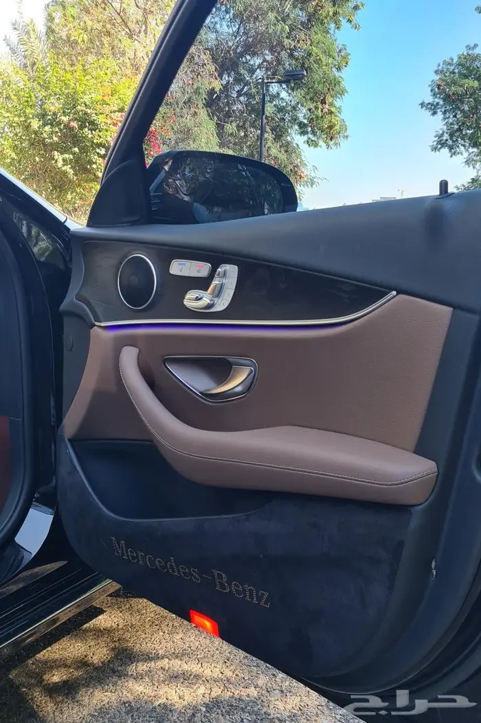 تم البيع E300 فل كامل 3ازرار 9