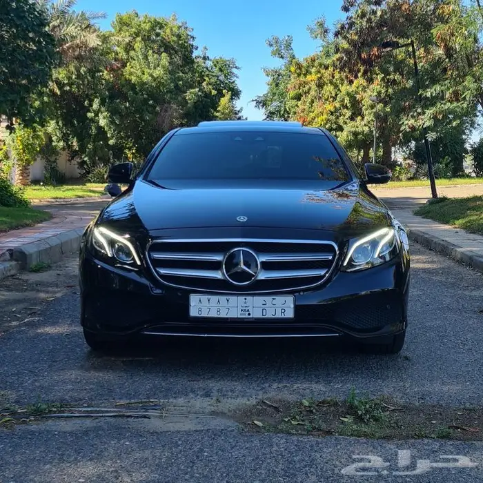 تم البيع E300 فل كامل 3ازرار 0