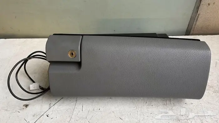 قطع مرسيدس ابو عيون E 32