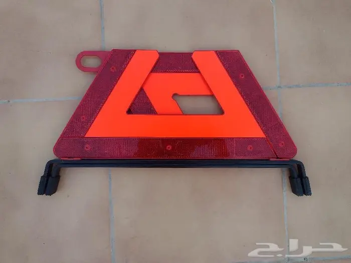 قطع مرسيدس ابو عيون E 22