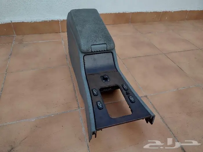 قطع مرسيدس ابو عيون E 53