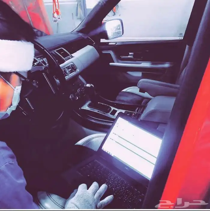 متخصص صيانة رنج روفر الجاكور لندروفر 22