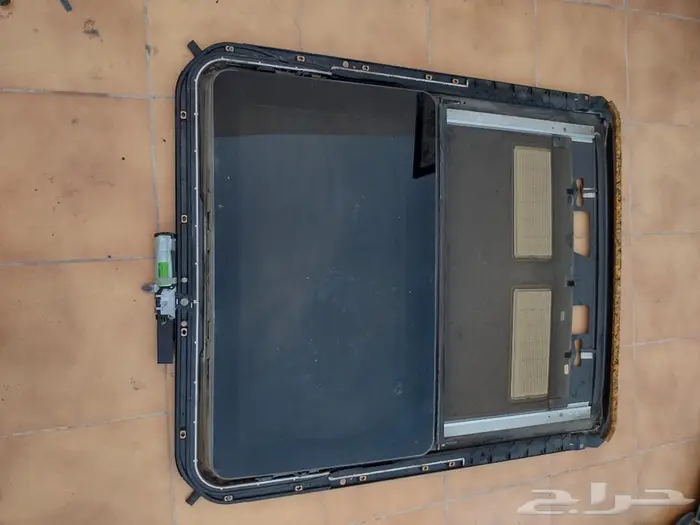 قطع مرسيدس ابو عيون E 52