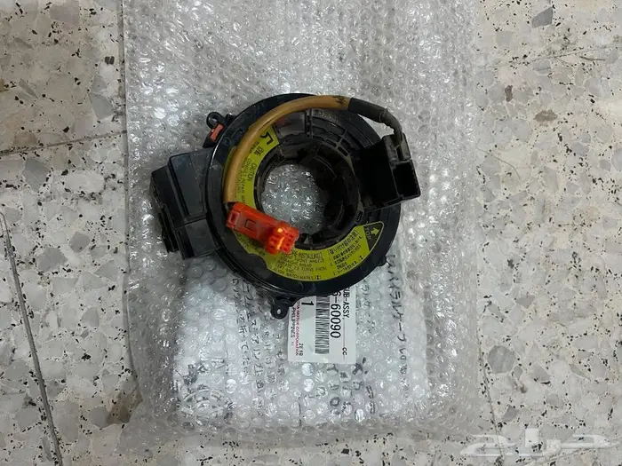 للبيع قطع غيار تويوتا لاندكروزر موديل 2007 10