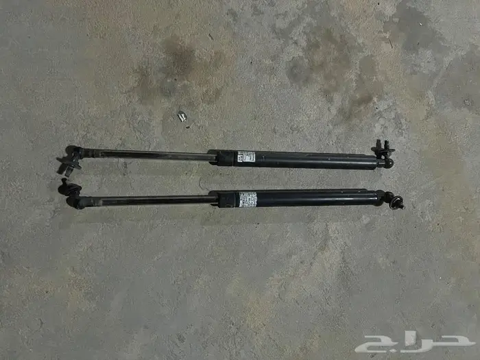 للبيع قطع غيار تويوتا لاندكروزر موديل 2007 1