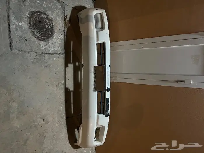 للبيع قطع غيار تويوتا لاندكروزر موديل 2007 5