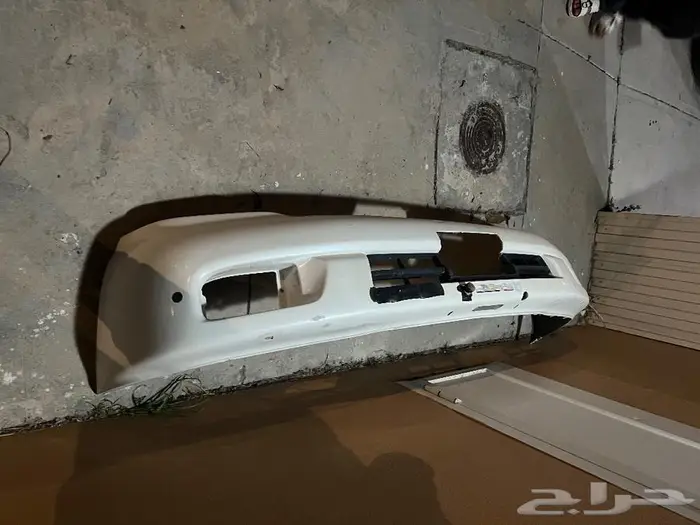 للبيع قطع غيار تويوتا لاندكروزر موديل 2007 6