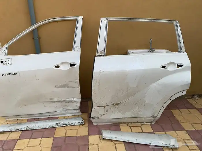 بيع بابين يسار هايلندر معى اثنين فيابر 2