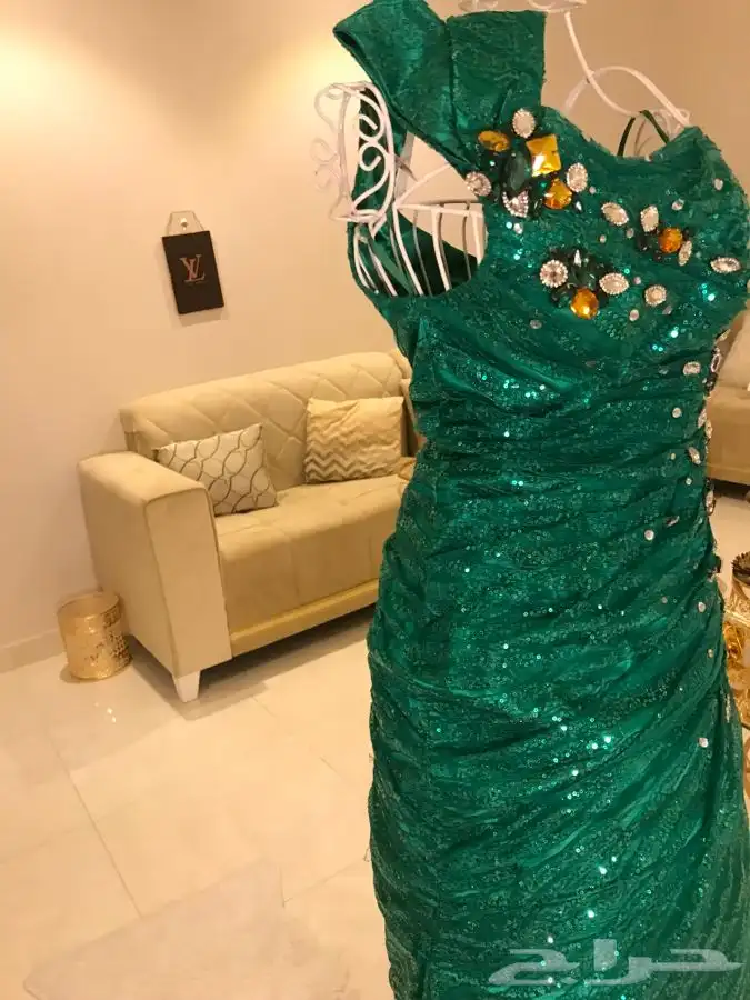 فستان سهرة فساتين ترتر فخمة عروس زواج اخوي مسكة اطراف ثنيه 4