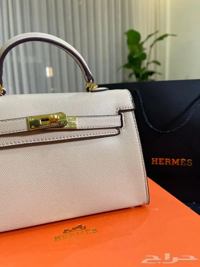 شنط نسائيه فخمه 35