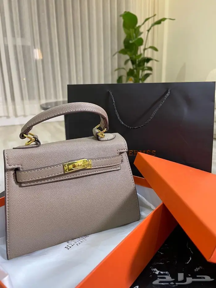 شنط نسائيه فخمه 15